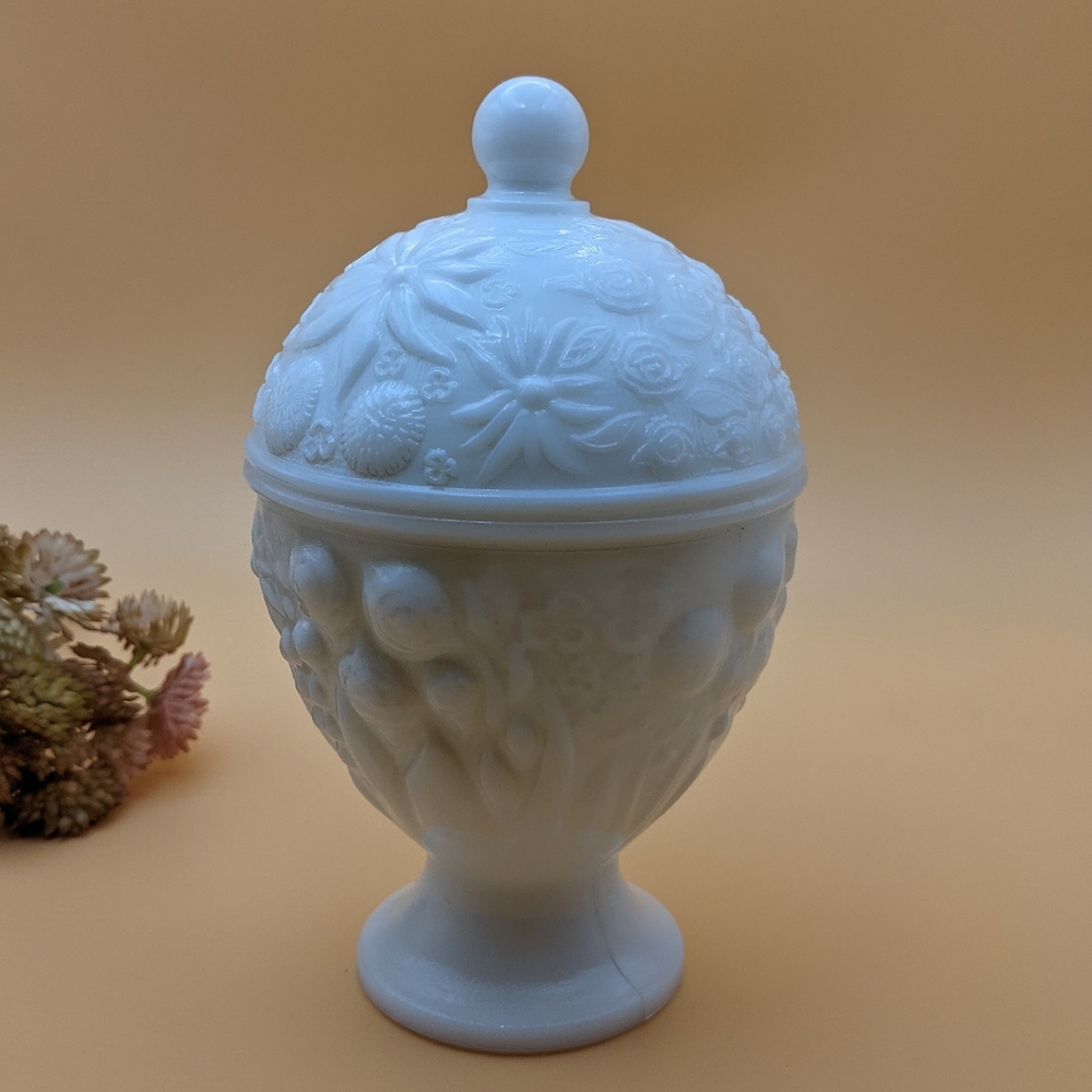 VTG Avon Milk Glass Candy Dish with Lid